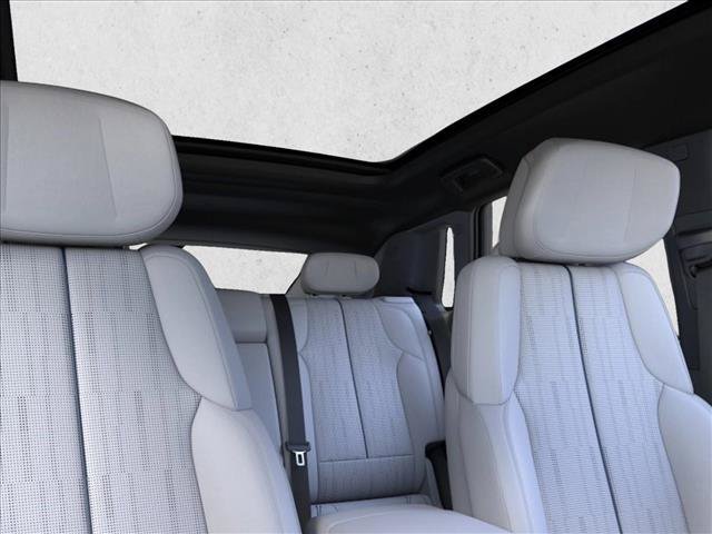 New 2026 Cadillac Lyriq Luxury AWD/4WD image 24
