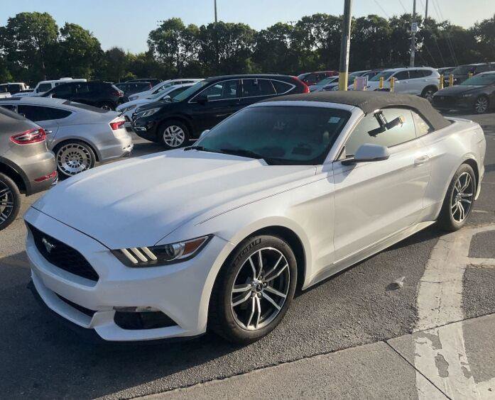 Certified 2017 Ford Mustang Premium w/ Equipment Group 201A RWD image 3