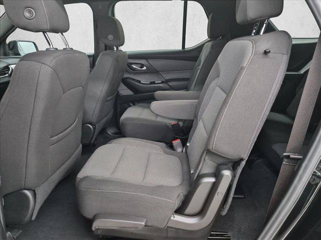 Certified 2023 Chevrolet Traverse LT FWD image 14