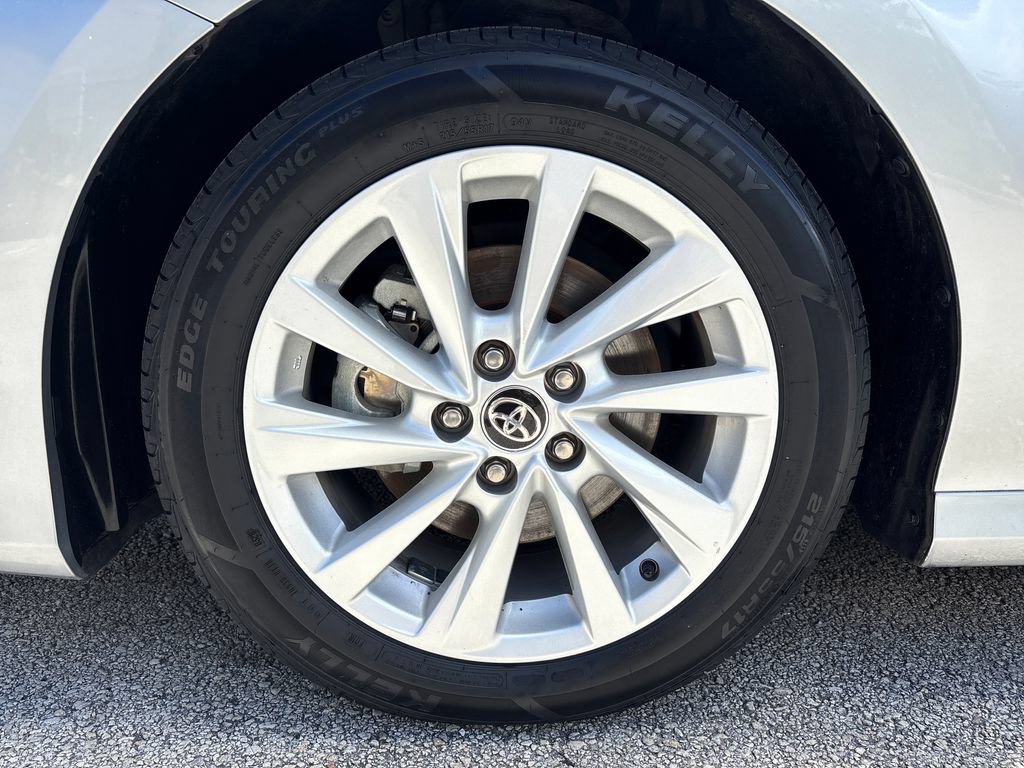 Used 2024 Toyota Camry LE FWD image 14