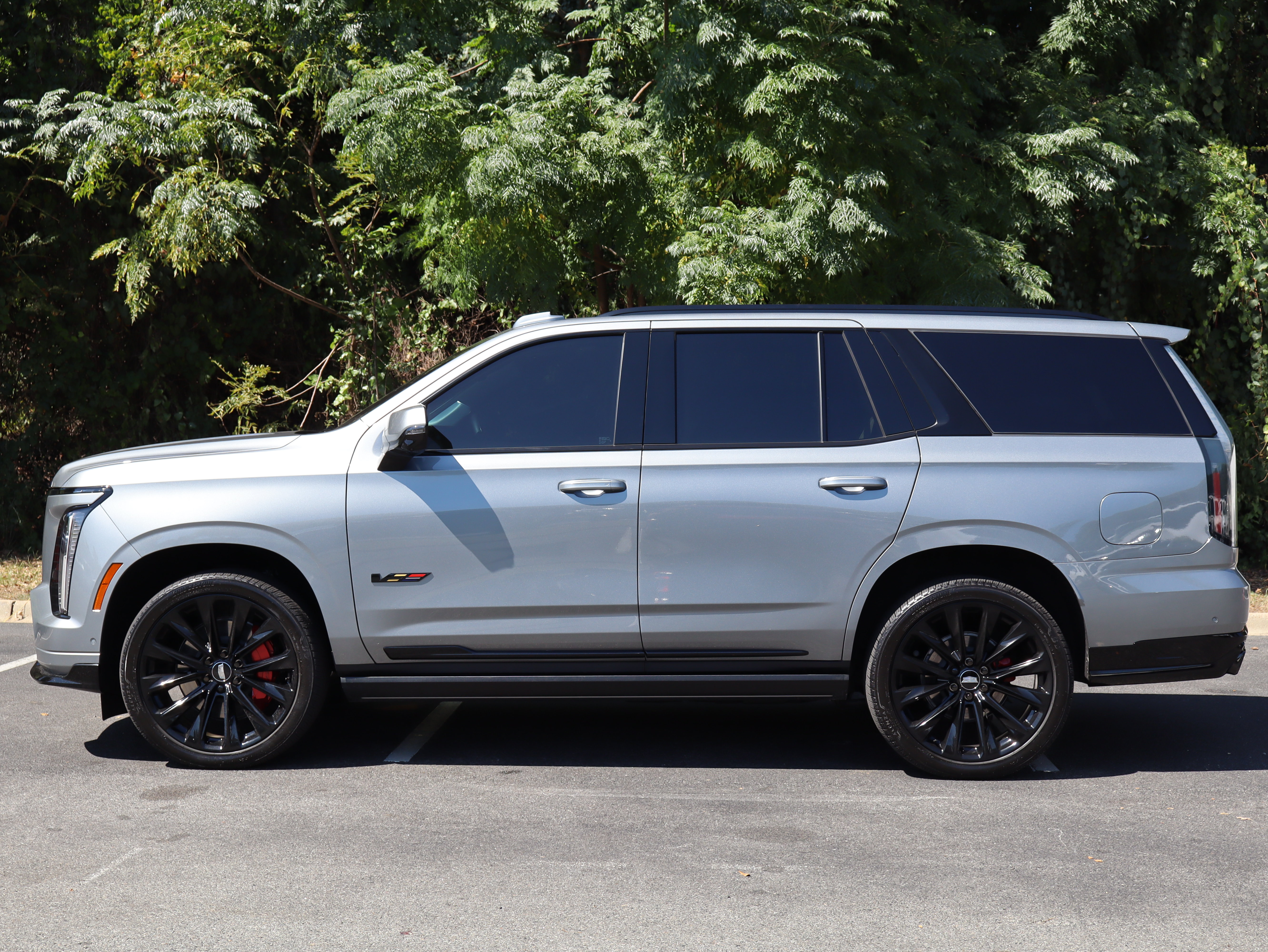 Certified 2026 Cadillac Escalade V AWD/4WD image 3