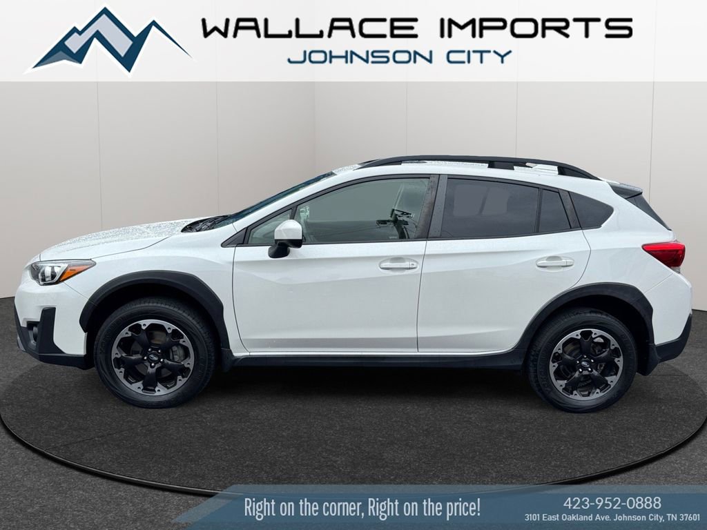 Certified 2022 Subaru Crosstrek 2.0i Premium w/ Moonroof Package AWD/4WD image 1