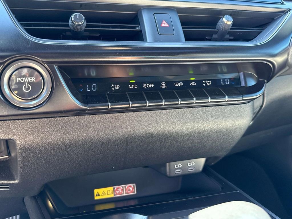 Used 2023 Lexus UX 250h AWD w/ Accessory Package (Z2) image 17