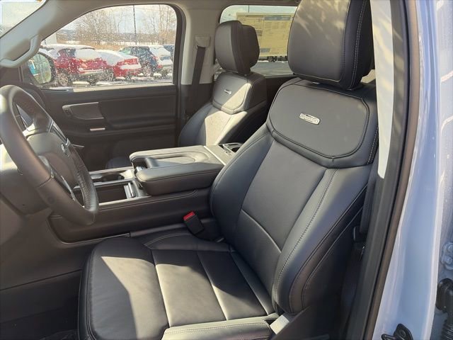 New 2026 Ford Expedition Platinum w/ Driver's Package image 8