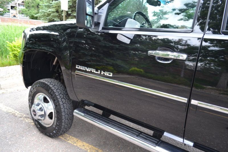 Used 2013 GMC Sierra 3500 Denali image 9