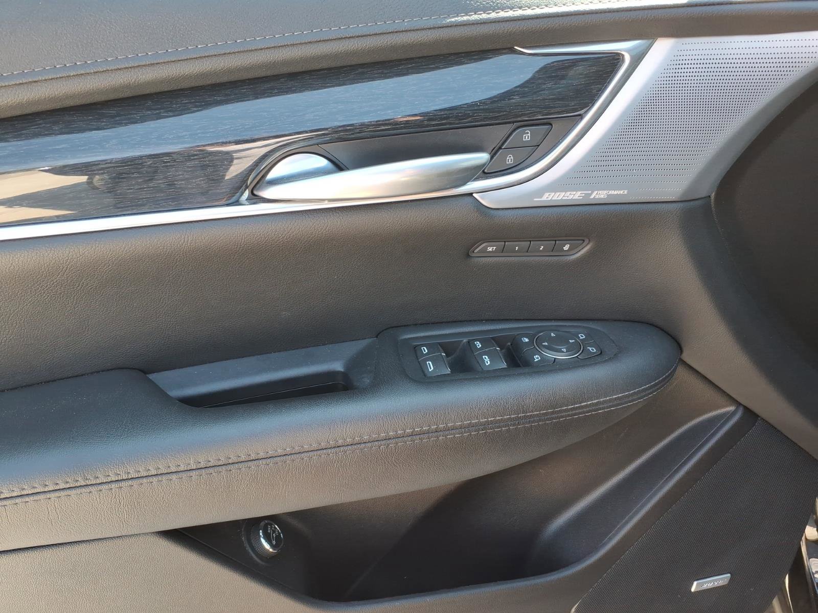 Used 2023 Cadillac XT5 Premium Luxury image 14