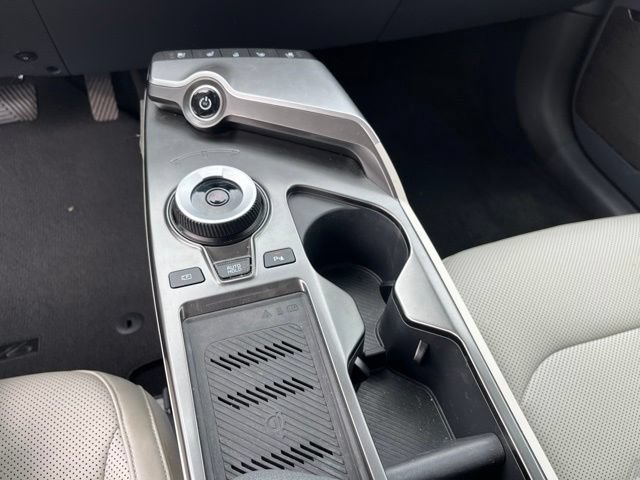 Used 2024 Kia EV6 Wind w/ Wind Technology Package AWD/4WD image 20