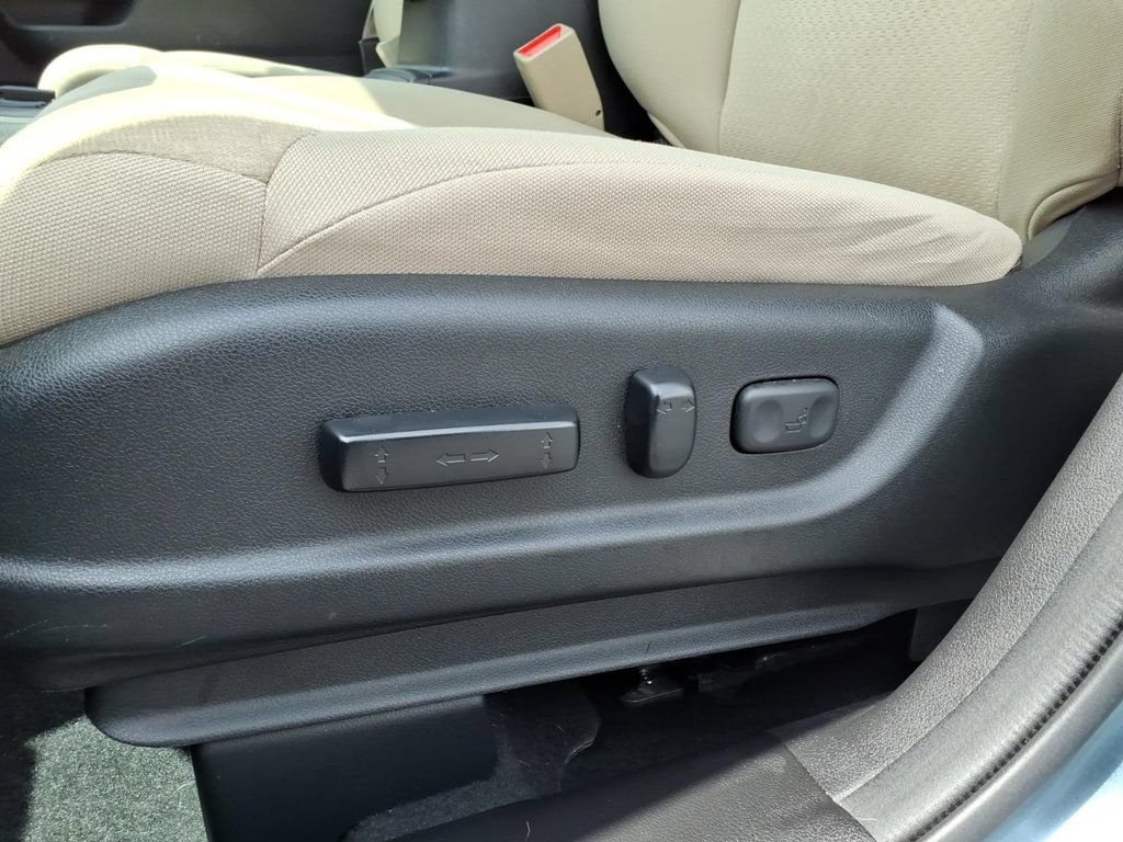 Used 2015 Honda CR-V EX image 3