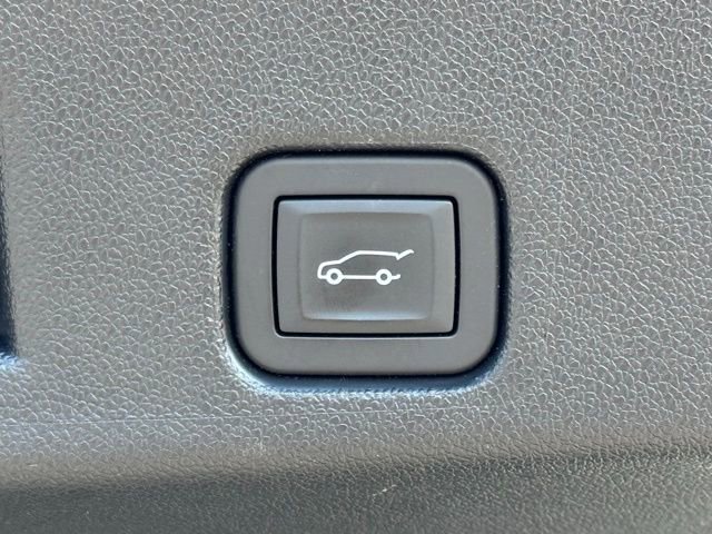 Used 2024 Chevrolet Traverse RS w/ LPO, Floor Liner Package image 40