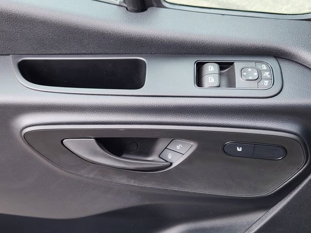 Used 2024 Mercedes-Benz Sprinter 2500 image 11