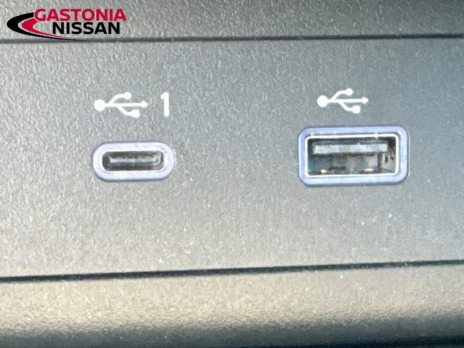 Used 2023 Nissan Rogue S FWD image 25