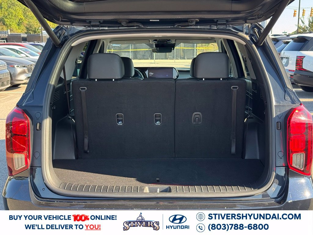 Certified 2025 Hyundai Palisade SEL FWD image 16