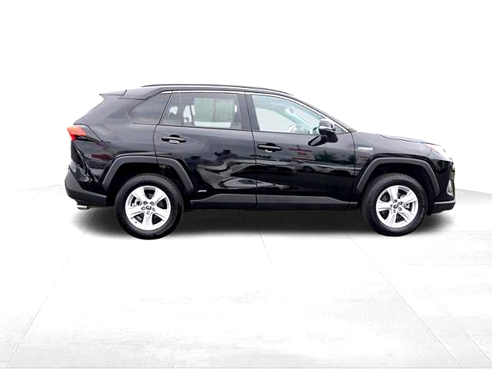 Certified 2021 Toyota RAV4 XLE w/ Convenience Package AWD/4WD image 2