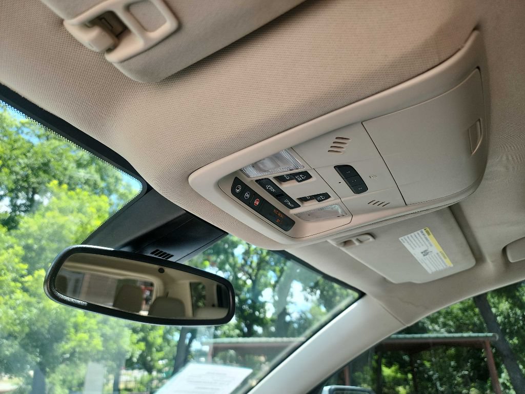 Used 2021 GMC Acadia Denali AWD/4WD image 24
