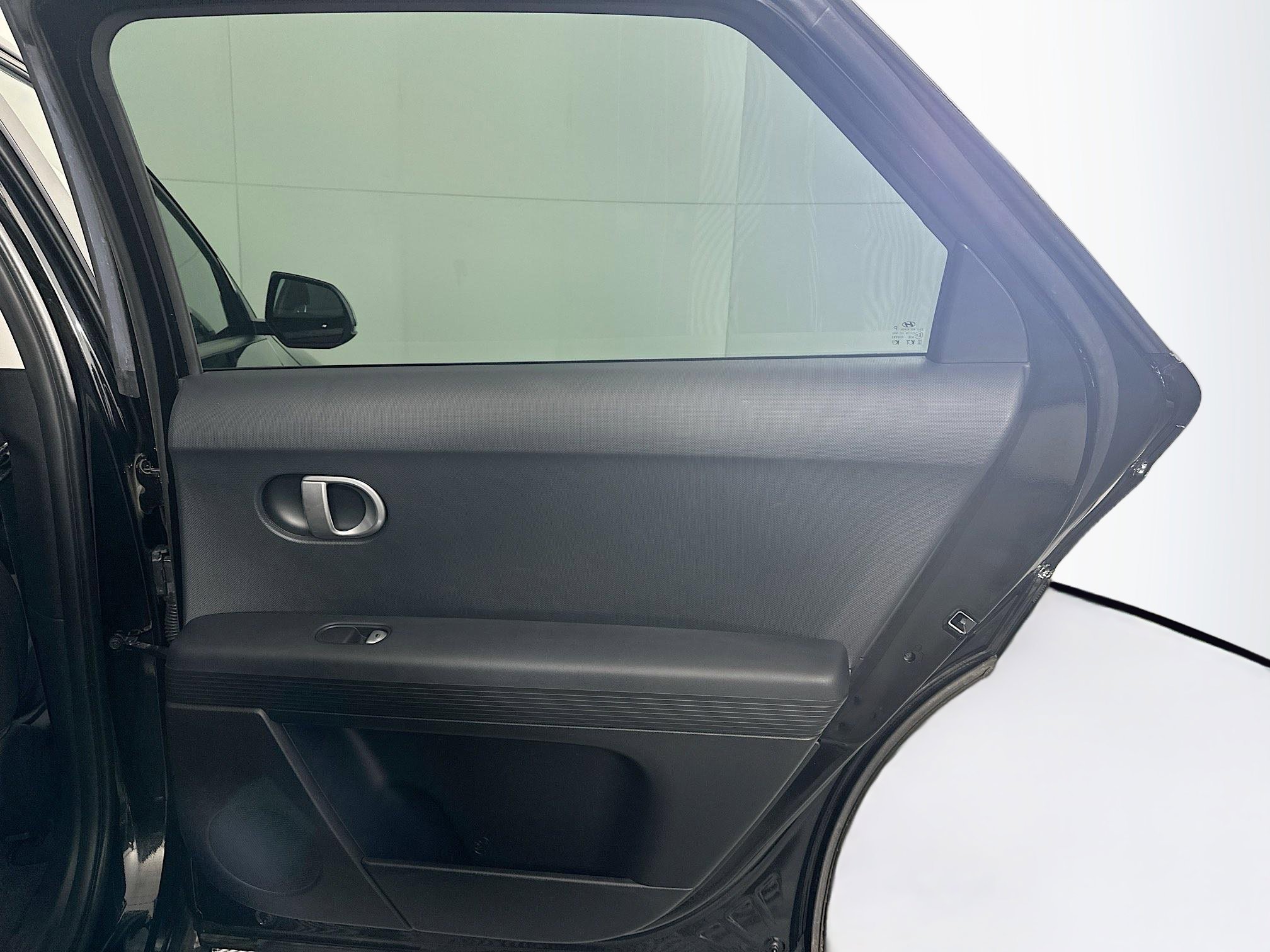 Used 2024 Hyundai Ioniq 5 SEL RWD image 30