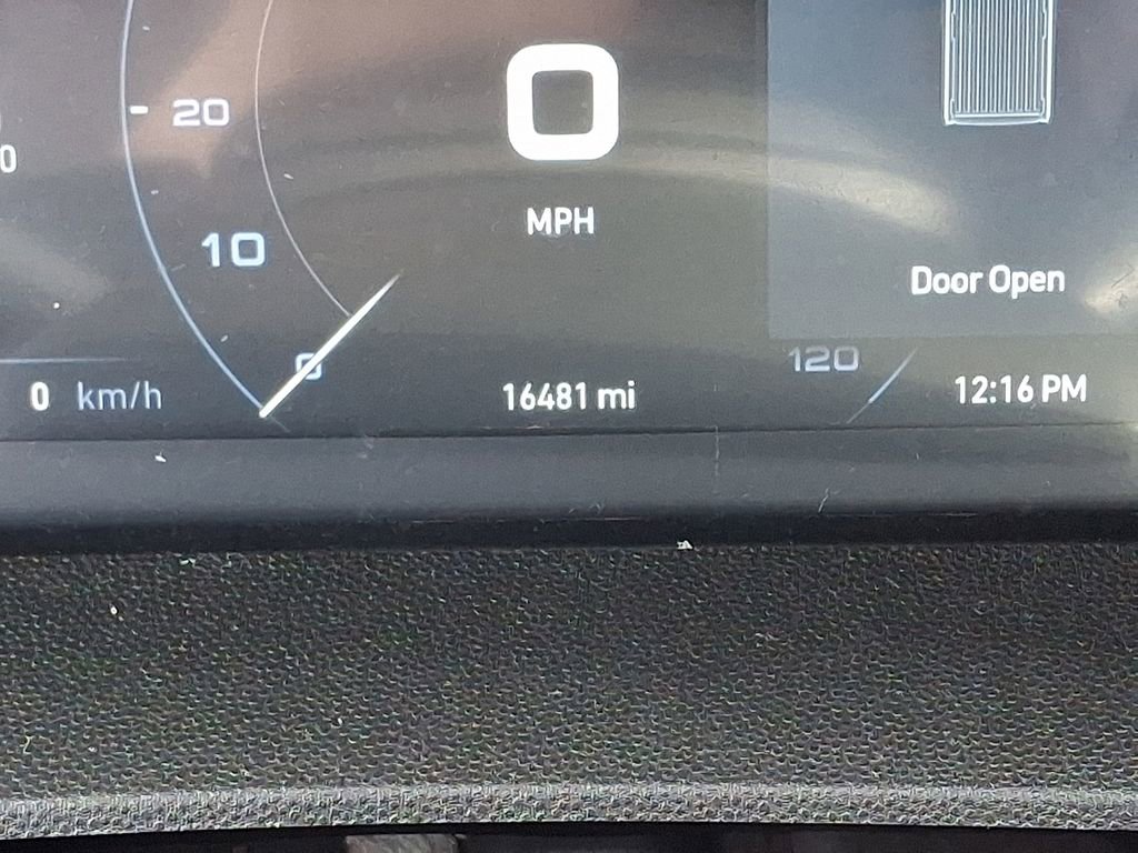 Used 2025 RAM ProMaster 2500 w/ U-Haul Equipment Group image 21