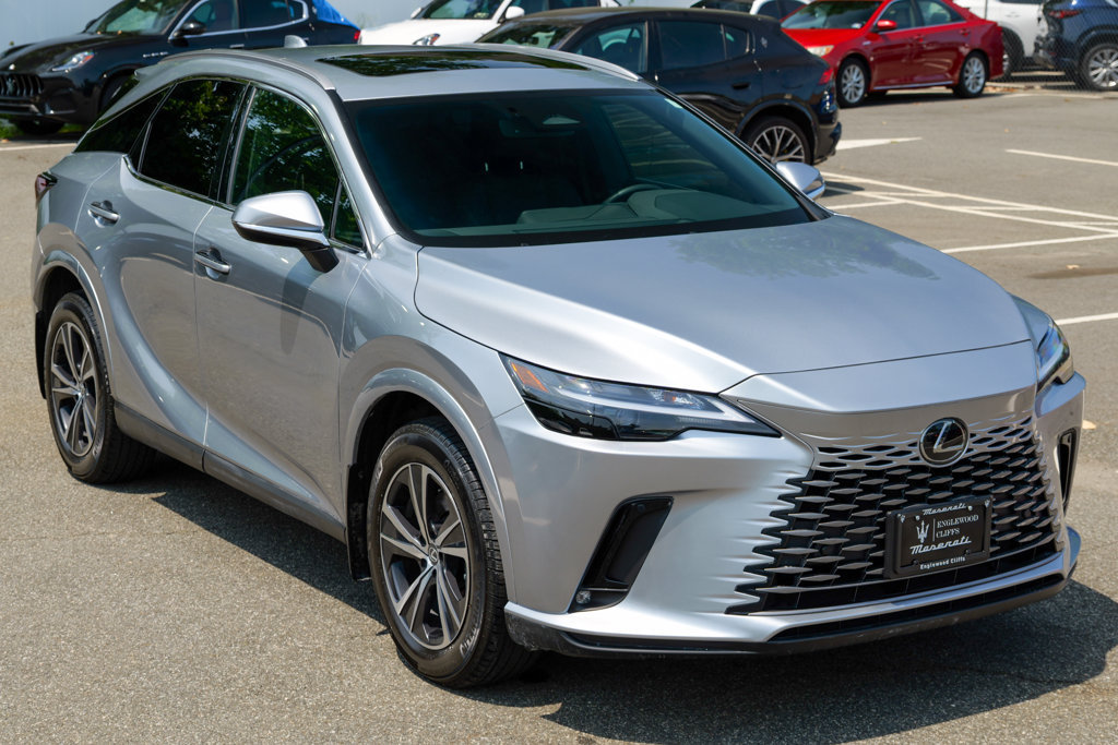 Used 2024 Lexus RX 350h w/ Accessory Package (Z1) AWD/4WD image 9