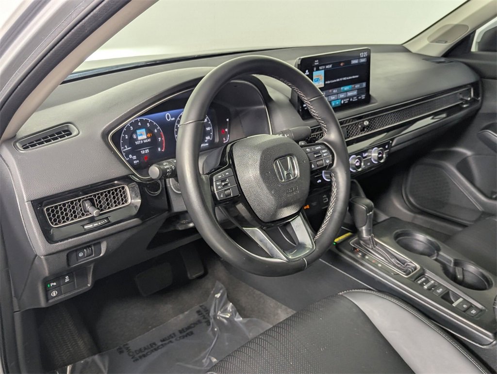 Used 2023 Honda Civic Touring image 11
