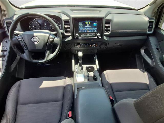 Used 2024 Nissan Frontier SV w/ Bed Access Package RWD image 16