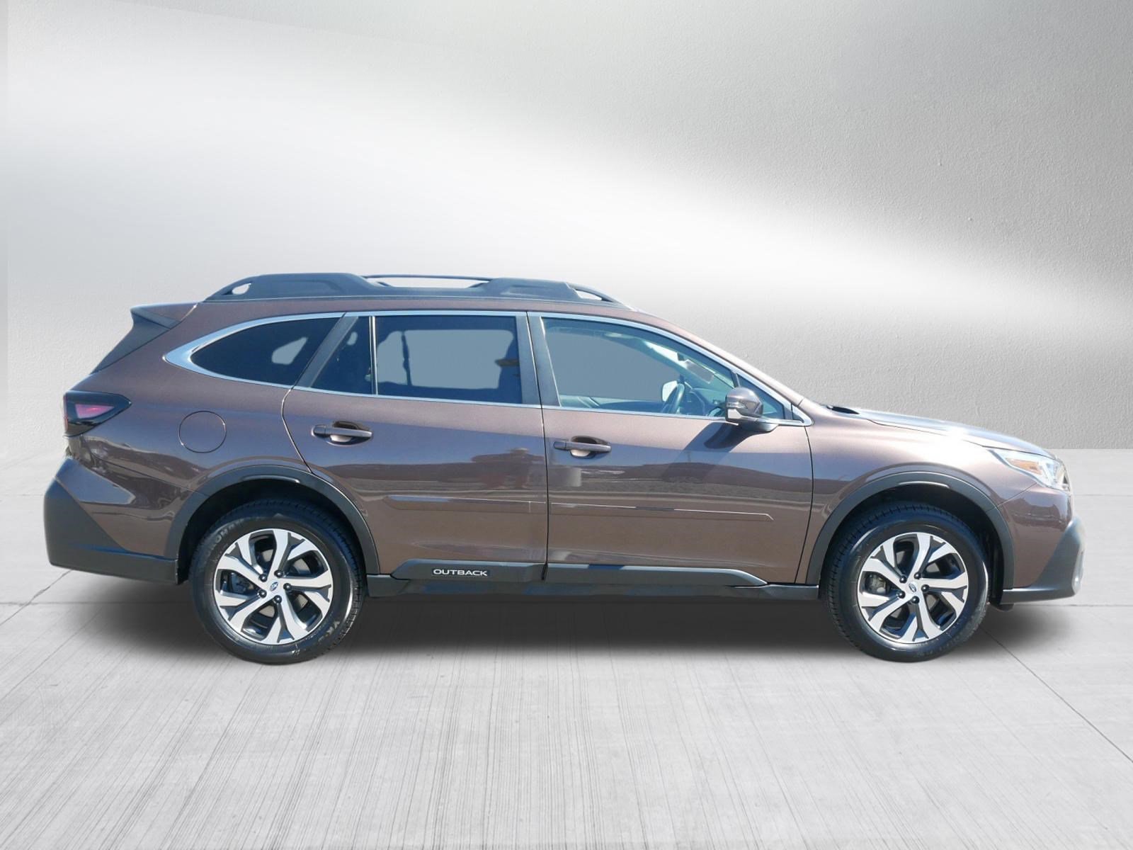 Used 2022 Subaru Outback Limited image 8