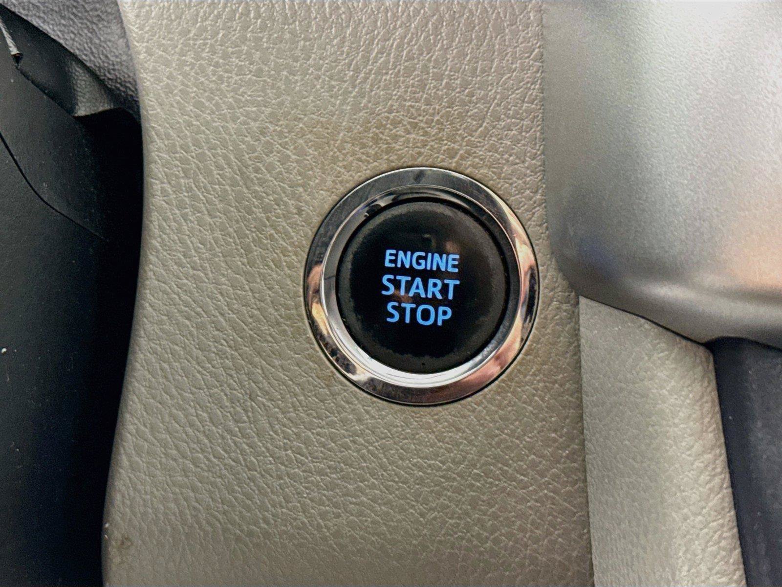 Used 2015 Toyota Highlander Limited FWD image 21