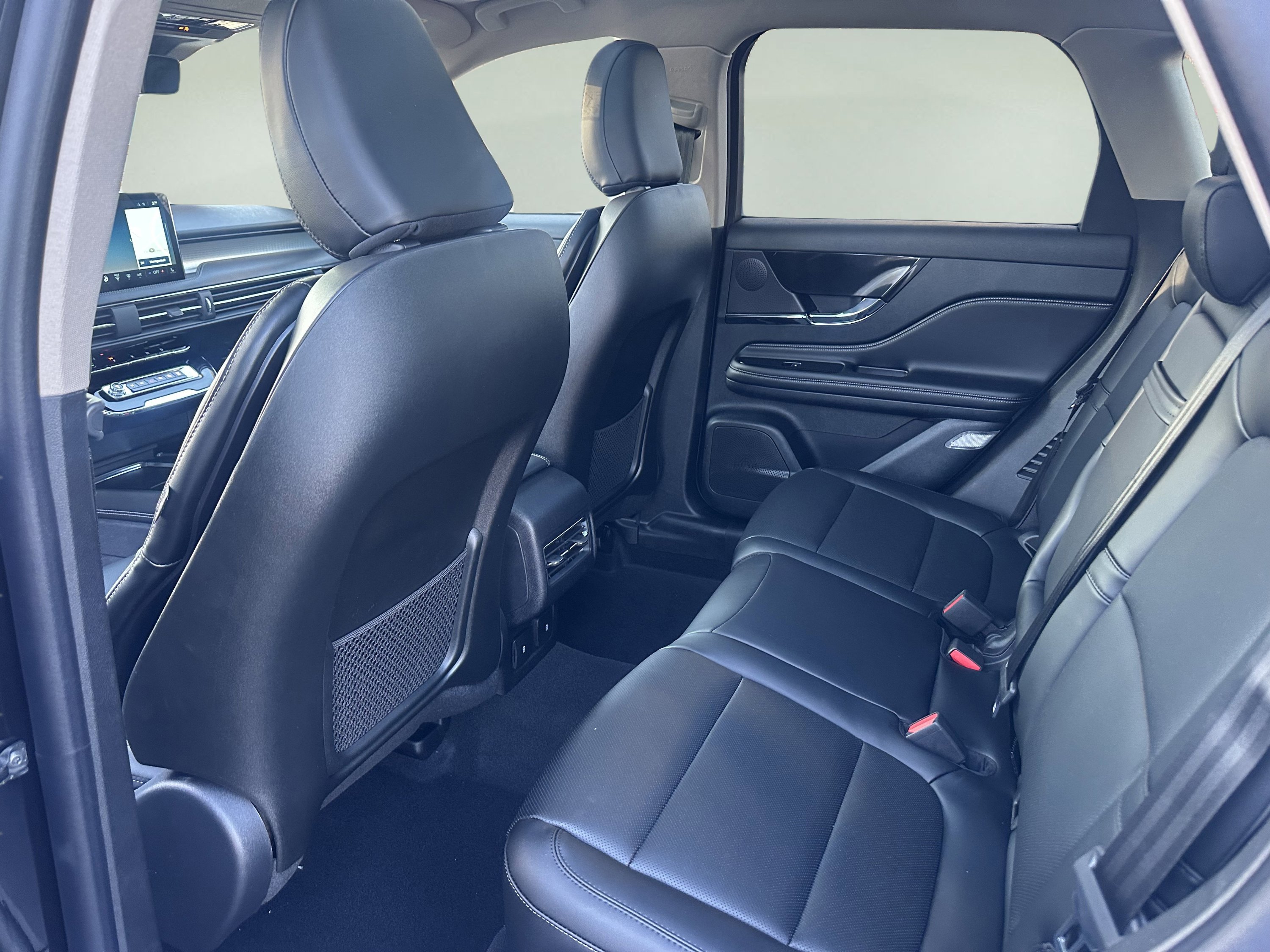 New 2026 Lincoln Corsair Premiere image 10