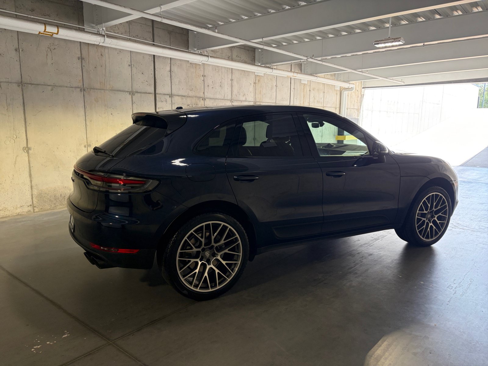 Certified 2020 Porsche Macan S AWD/4WD image 10