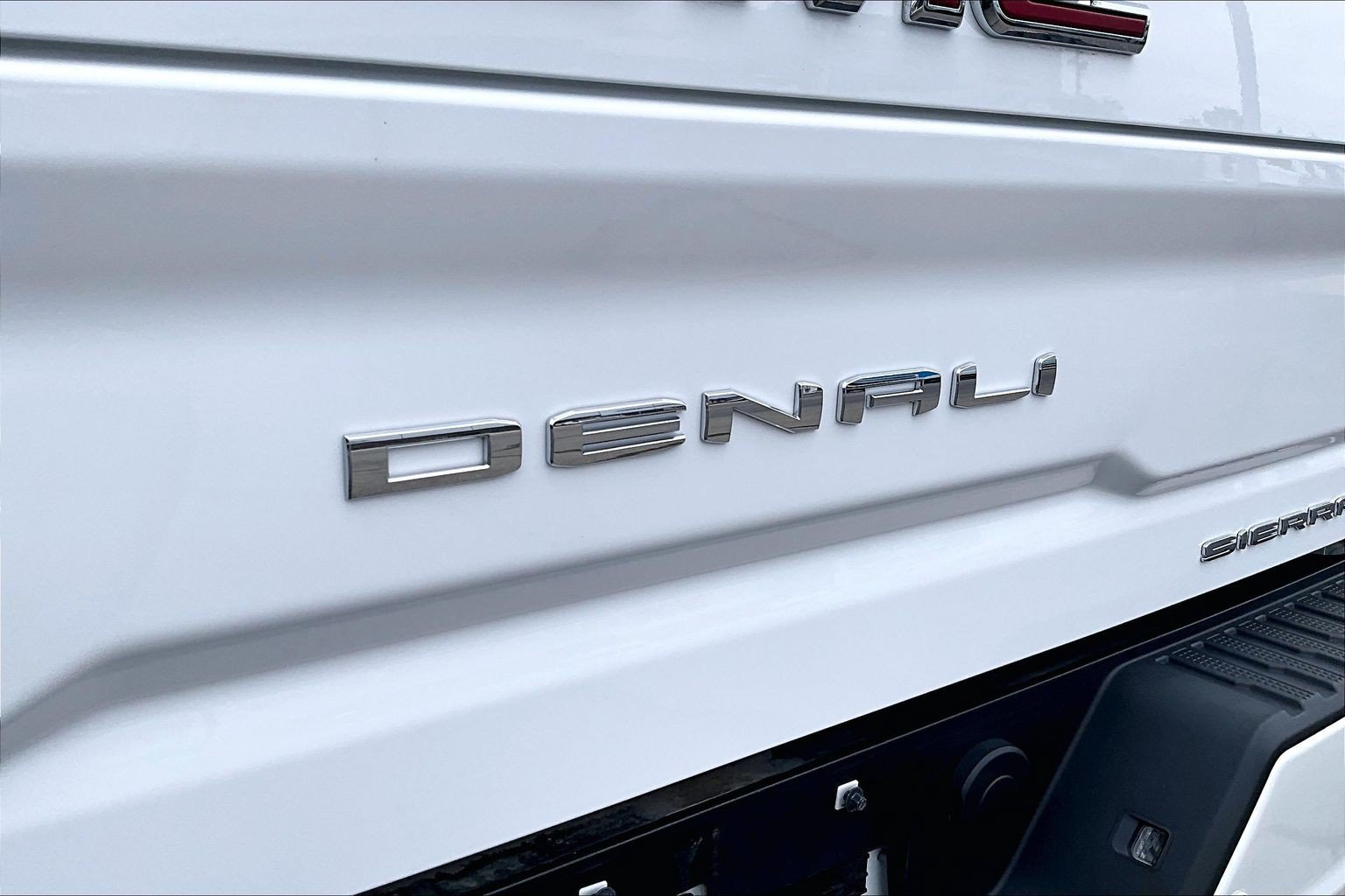 Used 2021 GMC Sierra 3500 Denali w/ Denali Ultimate Package AWD/4WD image 34
