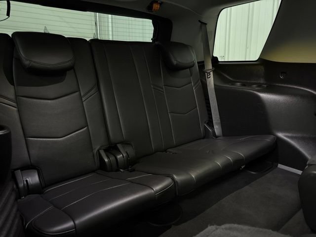 Used 2019 Cadillac Escalade Premium Luxury AWD/4WD image 16