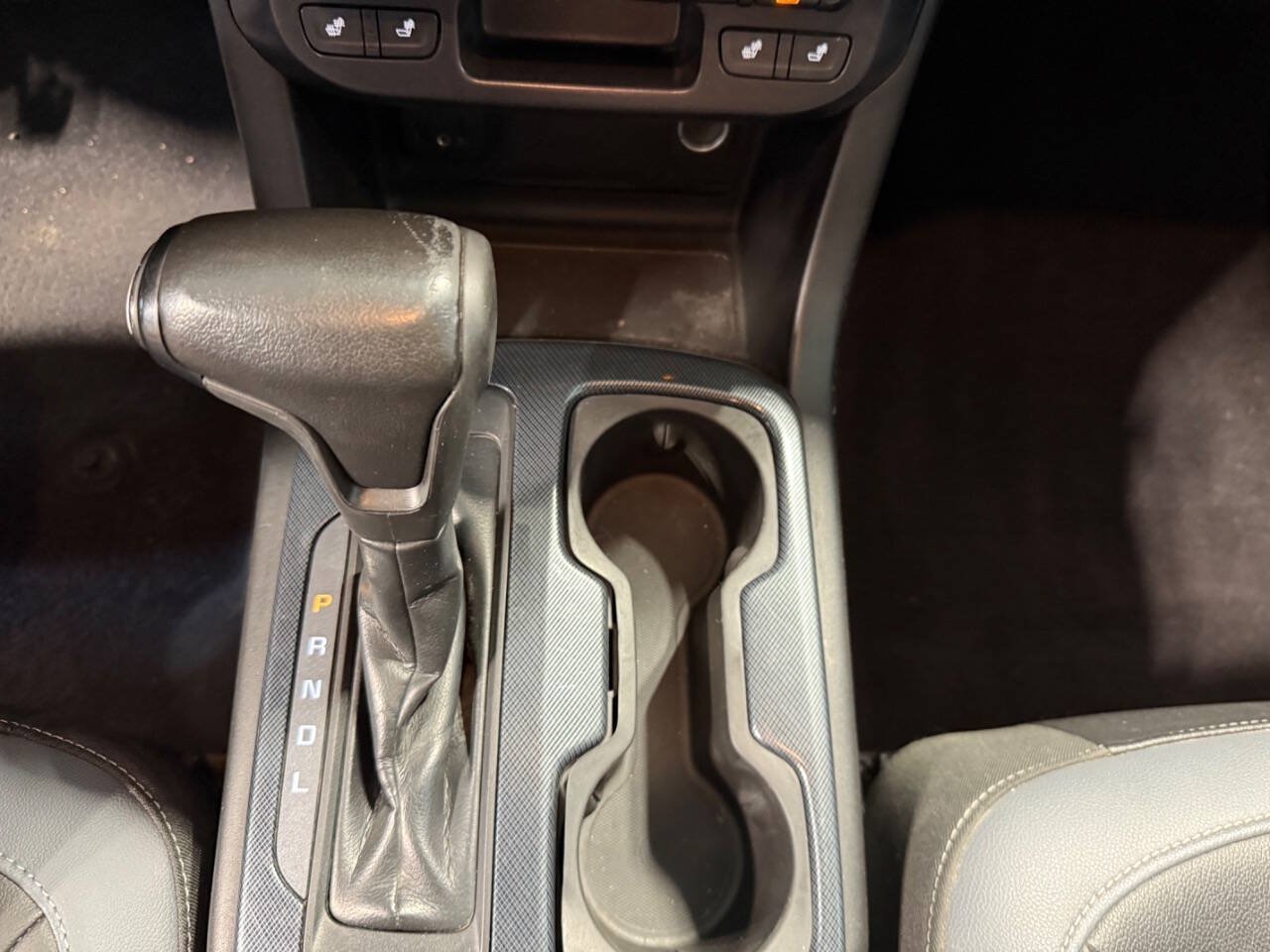 Used 2020 Chevrolet Colorado Z71 AWD/4WD image 12