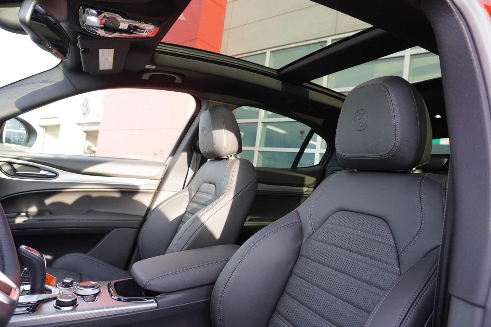 New 2025 Alfa Romeo Stelvio Sprint w/ Veloce Package image 18