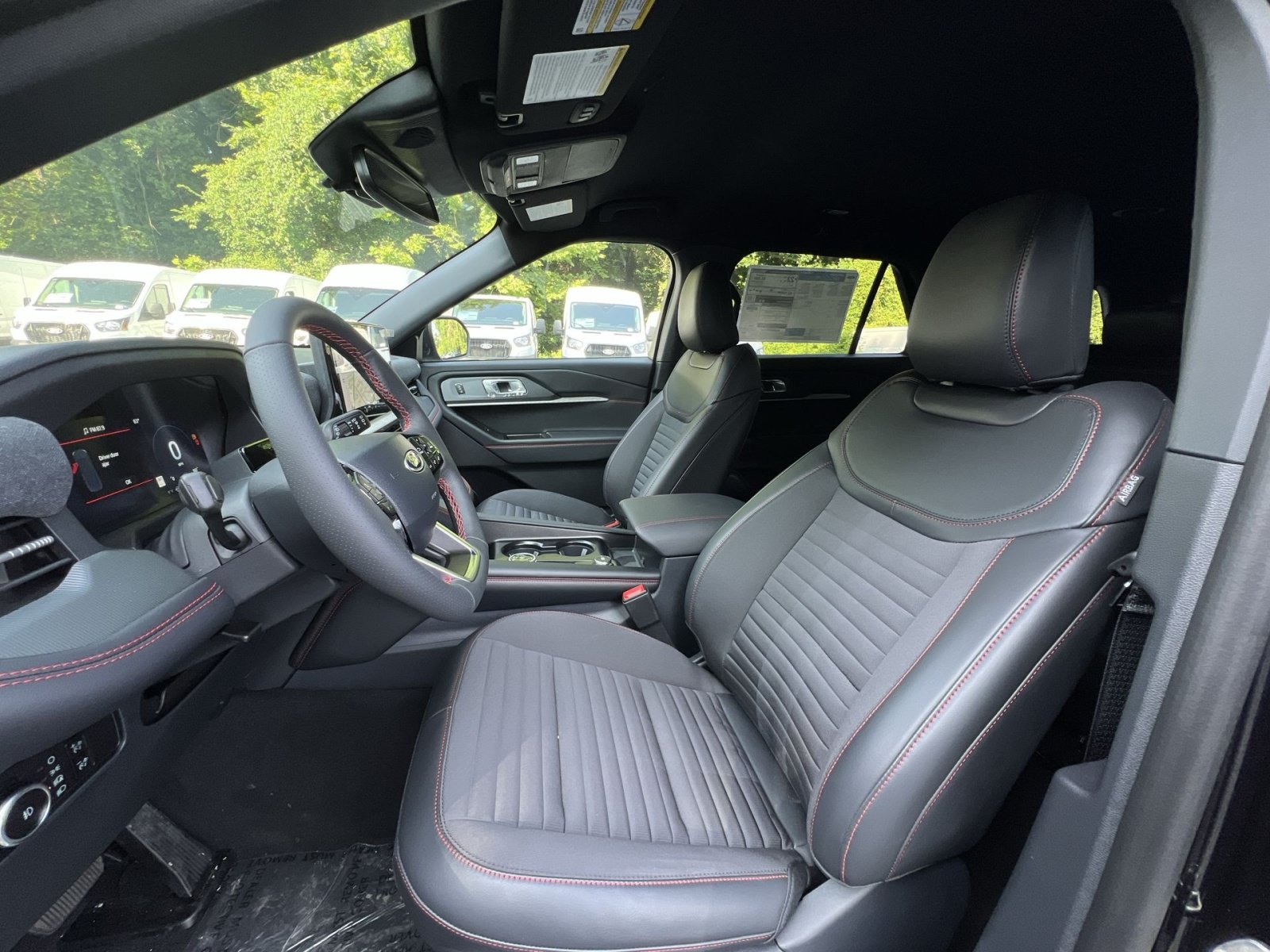 New 2026 Ford Explorer ST-Line w/ ST-Line Street Pack AWD/4WD image 13