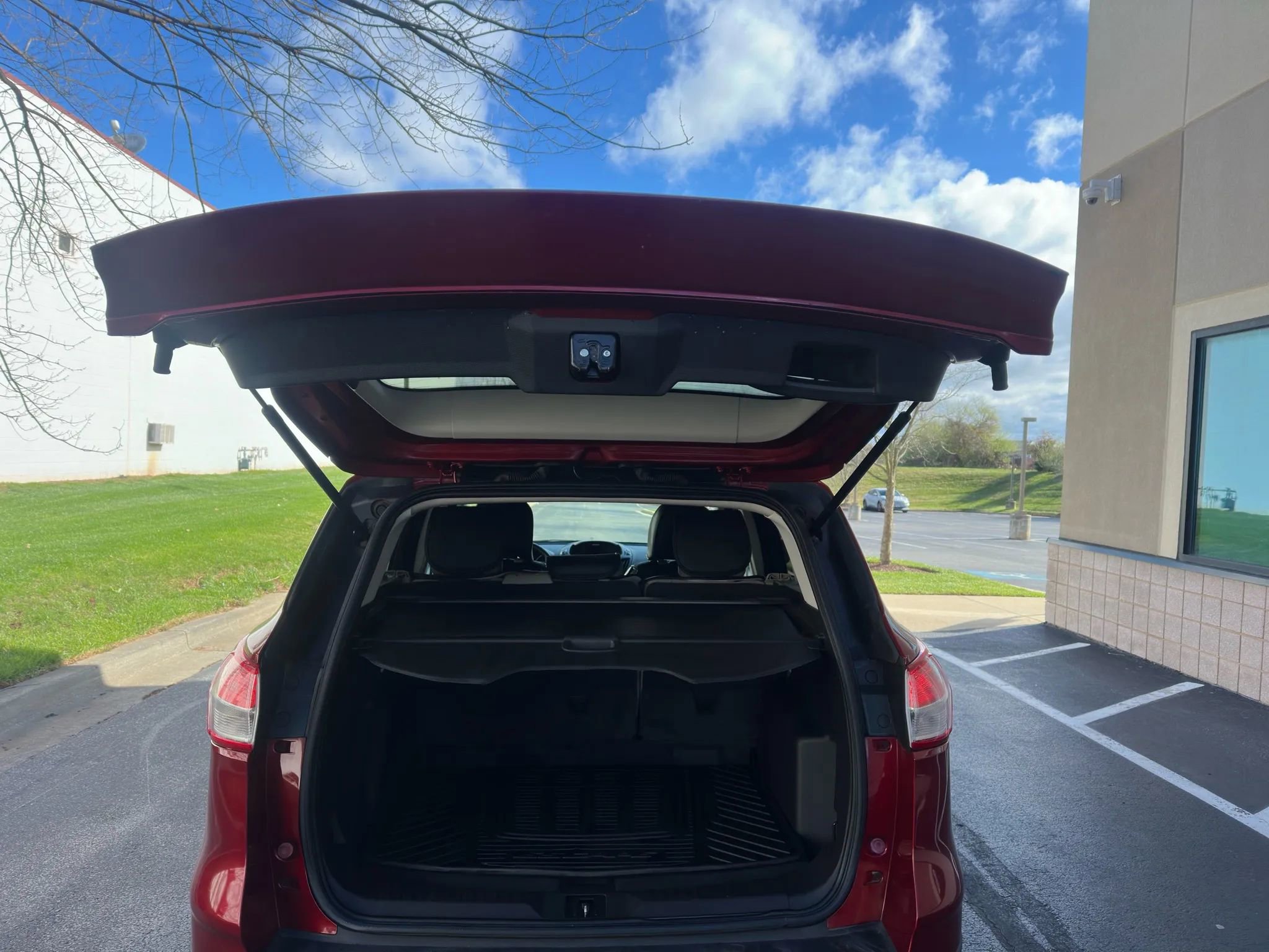 Used 2015 Ford Escape SE image 13