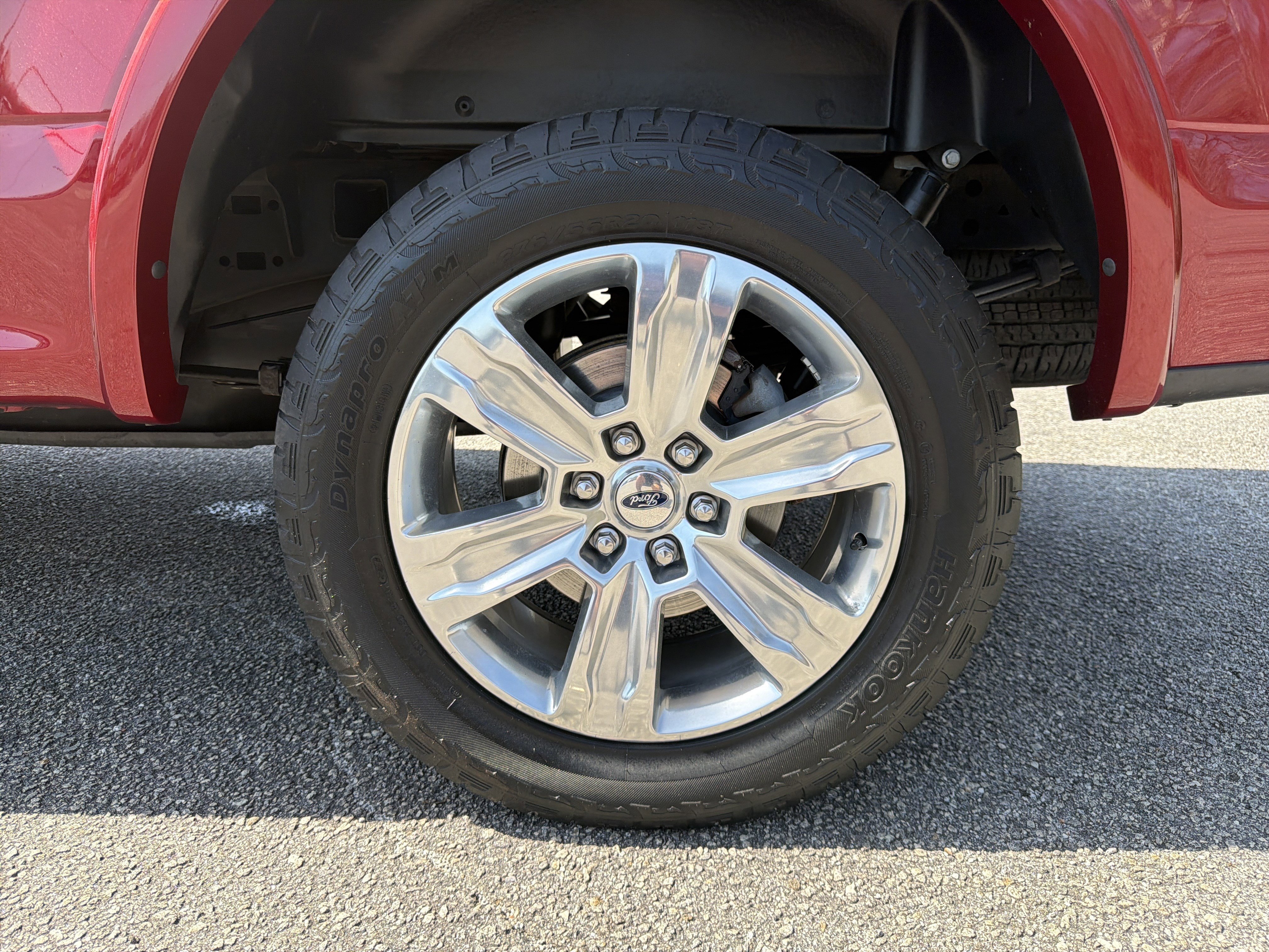 Used 2018 Ford F150 Platinum w/ Equipment Group 701A Luxury image 23