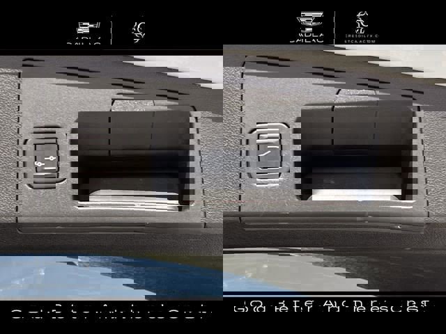 Certified 2024 Cadillac XT4 Premium Luxury image 34