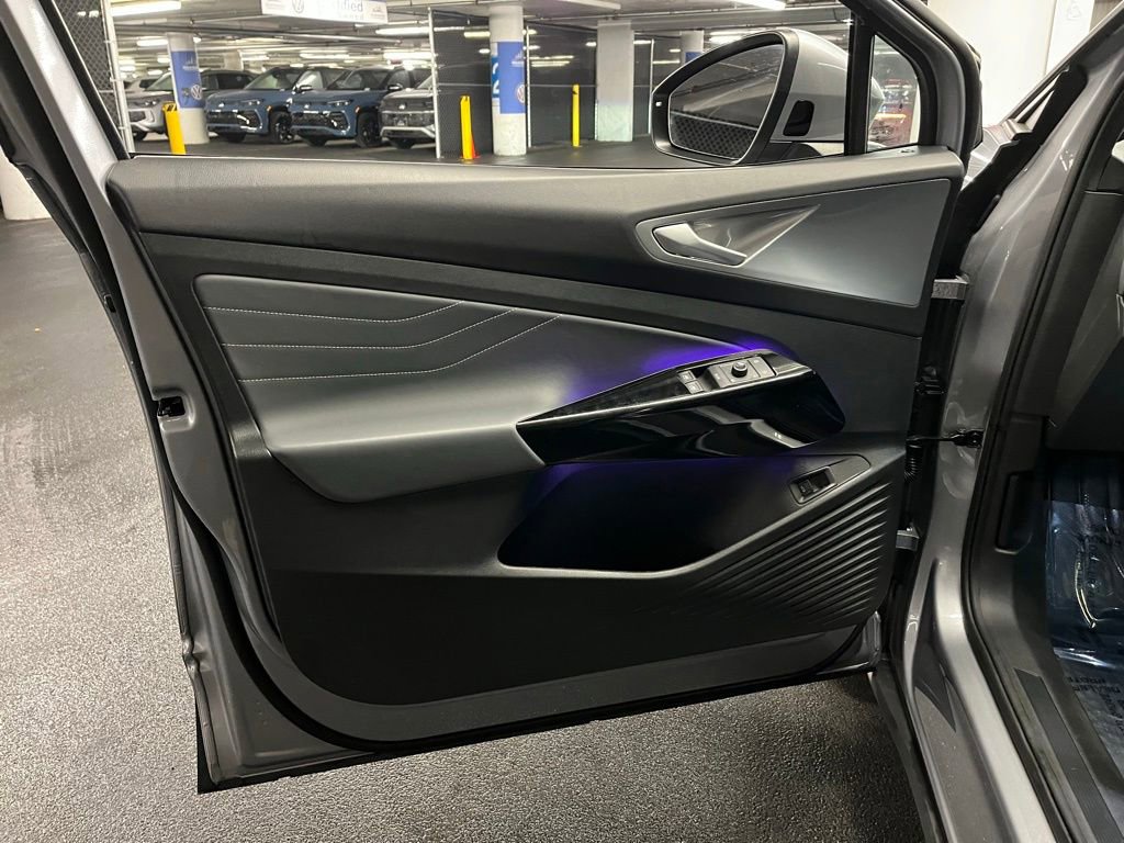 Used 2023 Volkswagen ID.4 S image 19