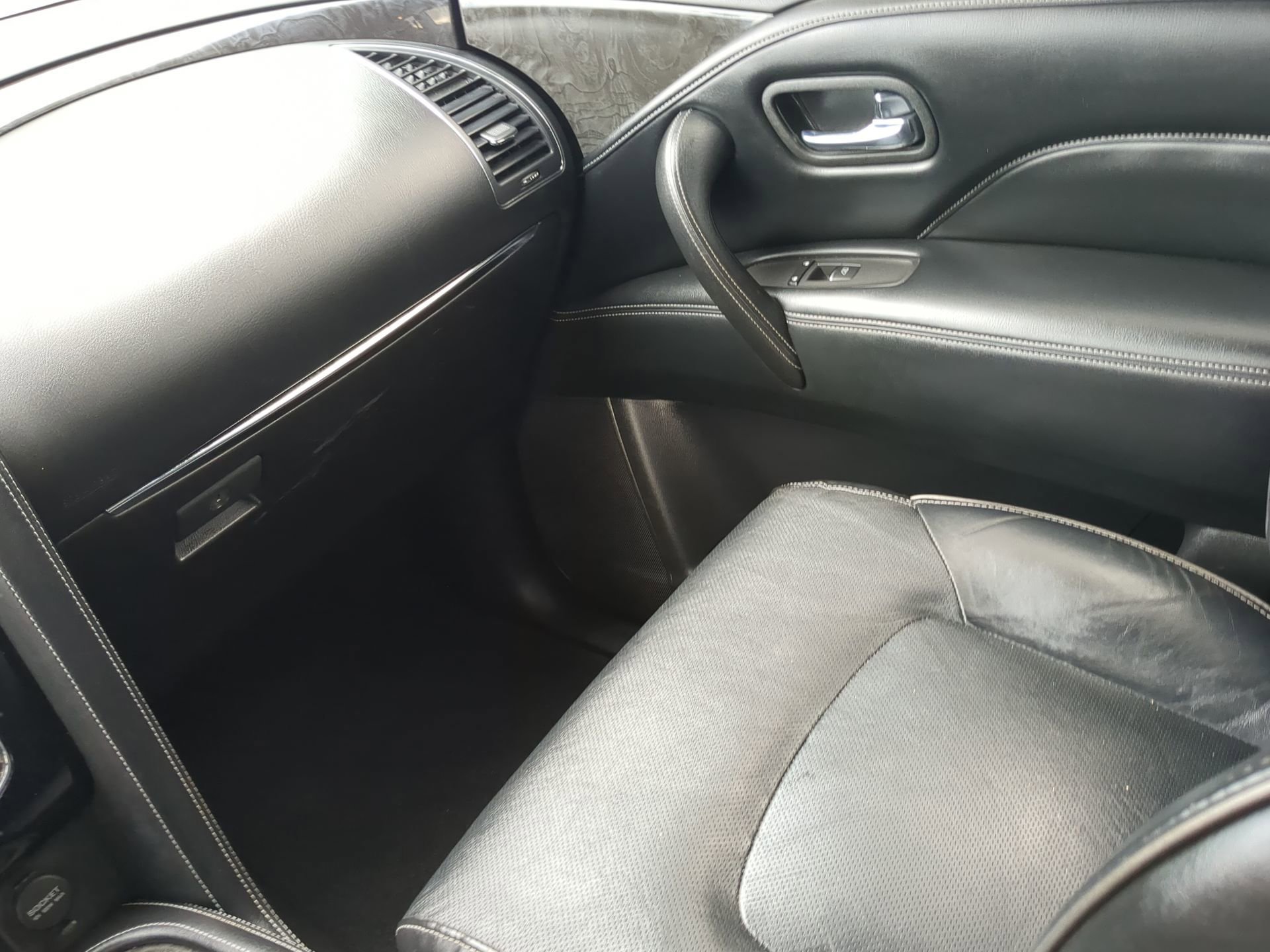 Used 2021 INFINITI QX80 Luxe image 41