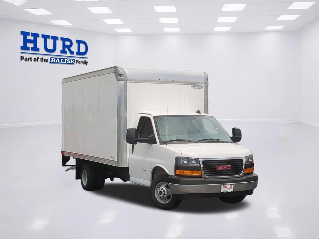 New 2025 GMC Savana 3500 w/ Power Convenience Package