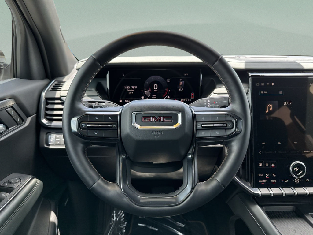 Used 2025 GMC Acadia AT4 AWD/4WD image 28