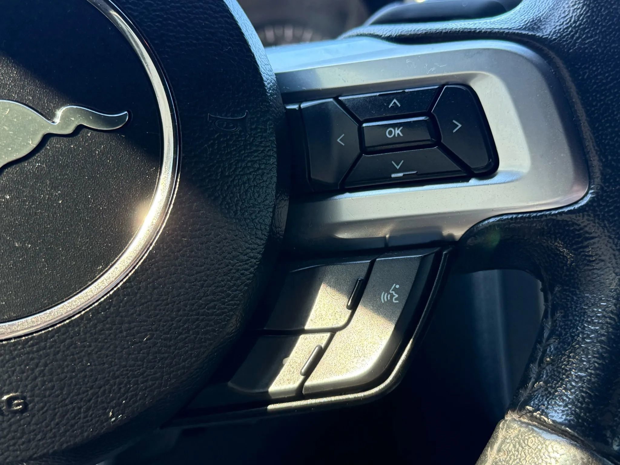 Used 2021 Ford Mustang Coupe image 23