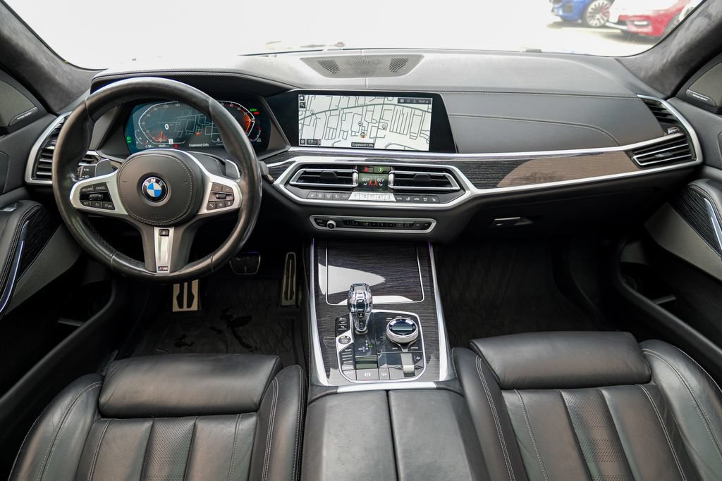 Used 2021 BMW X7 xDrive40i w/ M Sport Package AWD/4WD image 48