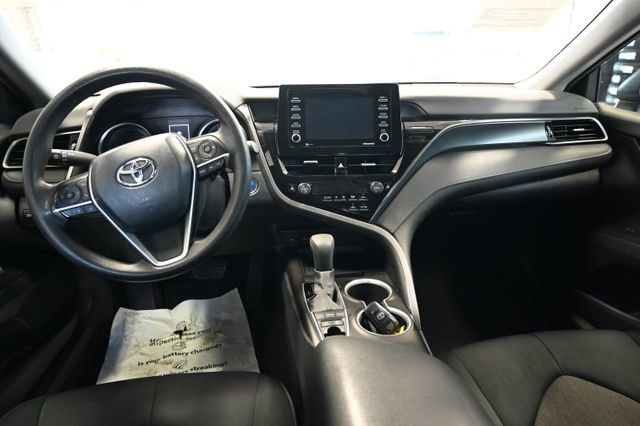 Used 2021 Toyota Camry LE FWD image 13