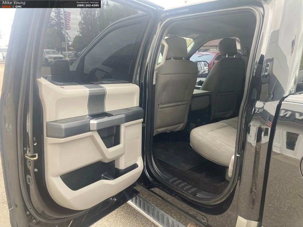 Used 2018 Ford F150 XLT w/ Equipment Group 302A Luxury AWD/4WD image 11