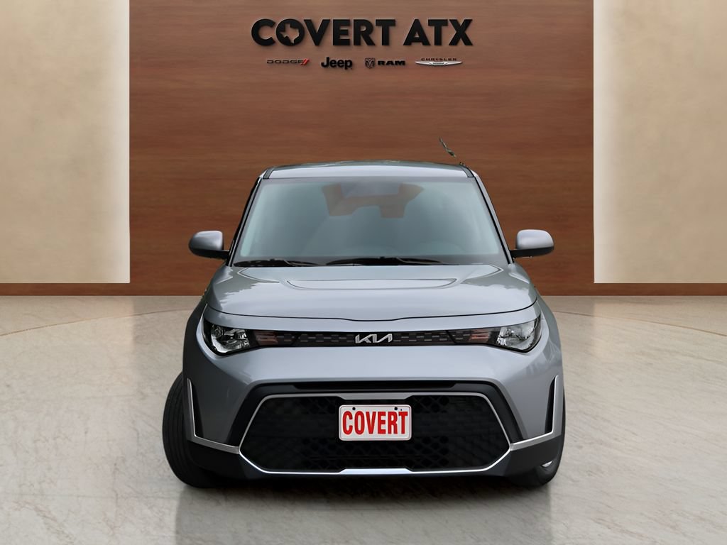 Used 2025 Kia Soul LX w/ LX Technology Package FWD image 8