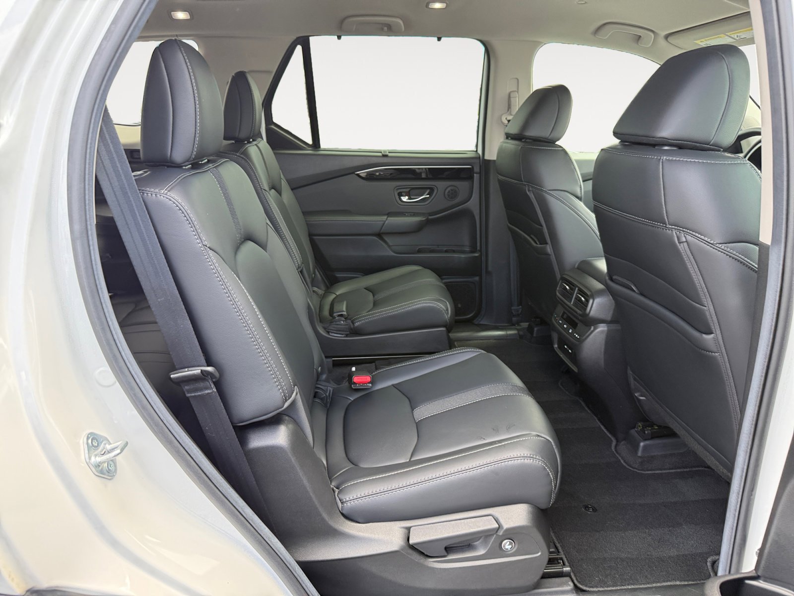 Certified 2025 Honda Pilot EX-L image 18