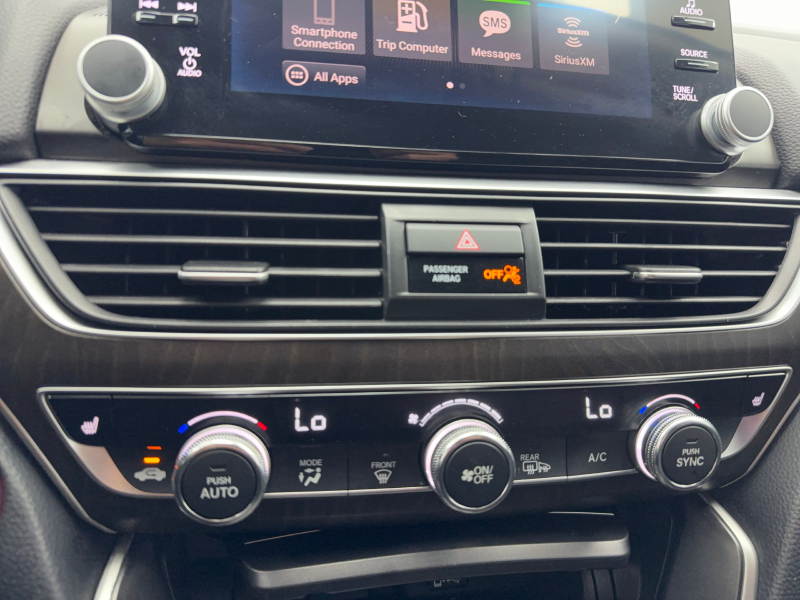 Used 2018 Honda Accord EX image 18