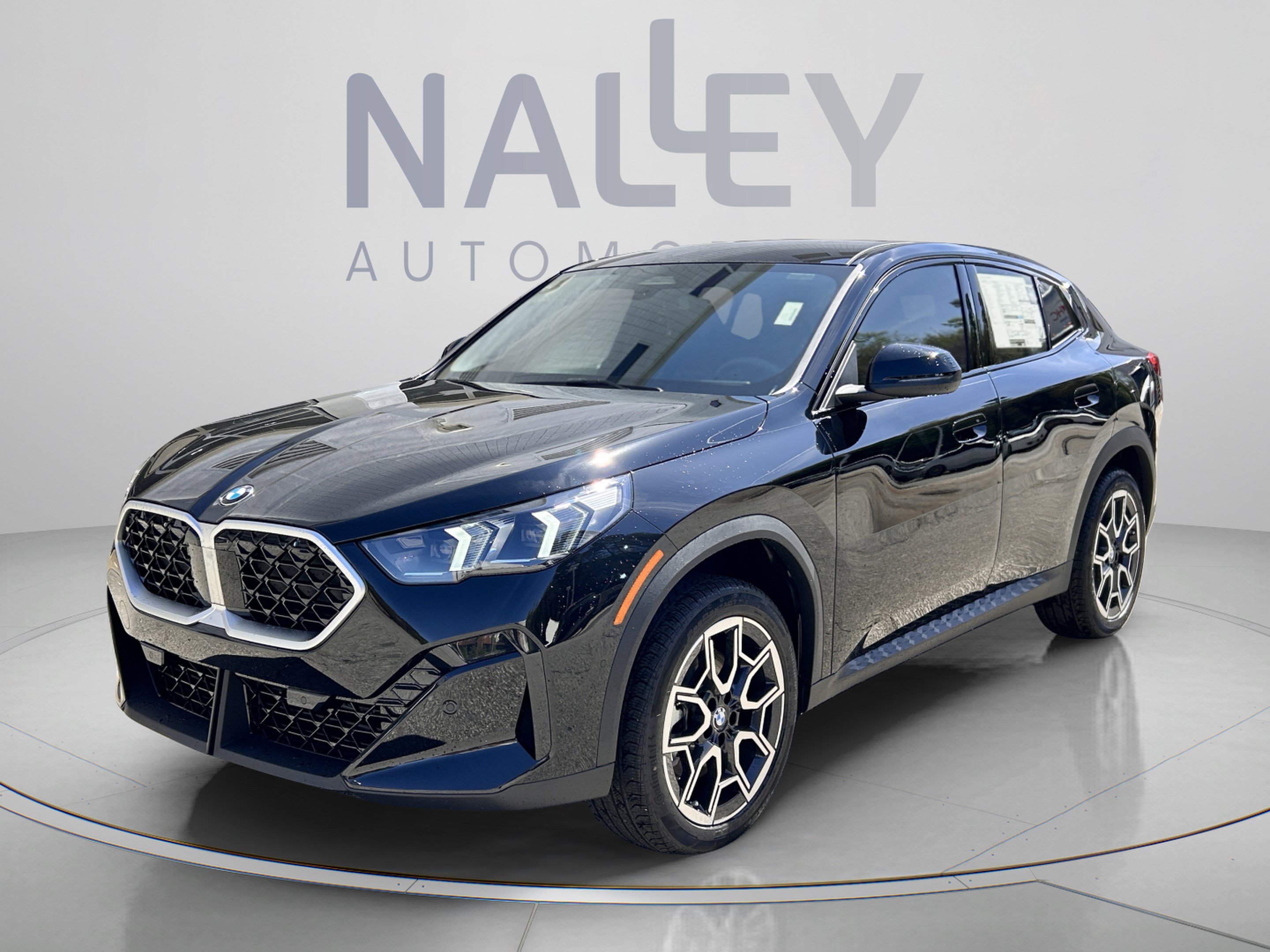 Used 2026 BMW X2 xDrive28i w/ Convenience Package AWD/4WD image 1