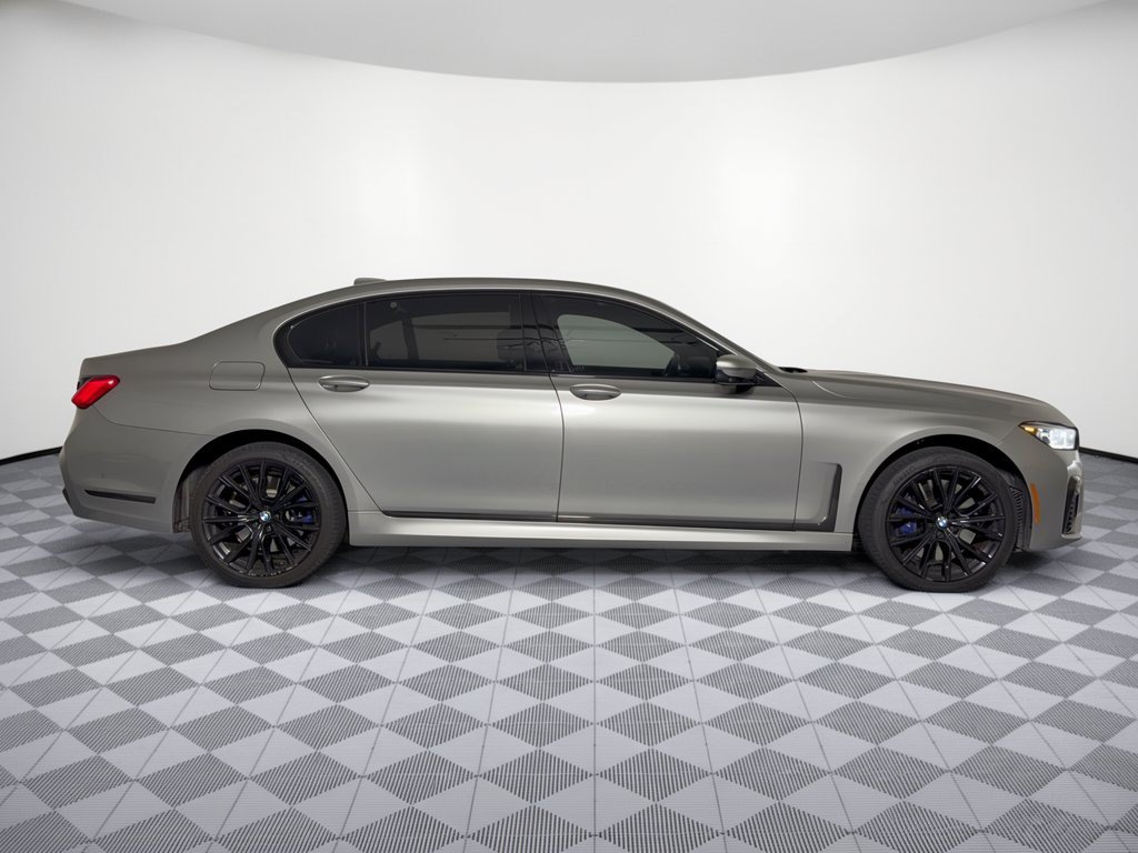 Used 2022 BMW 750i xDrive w/ Executive Package AWD/4WD image 8