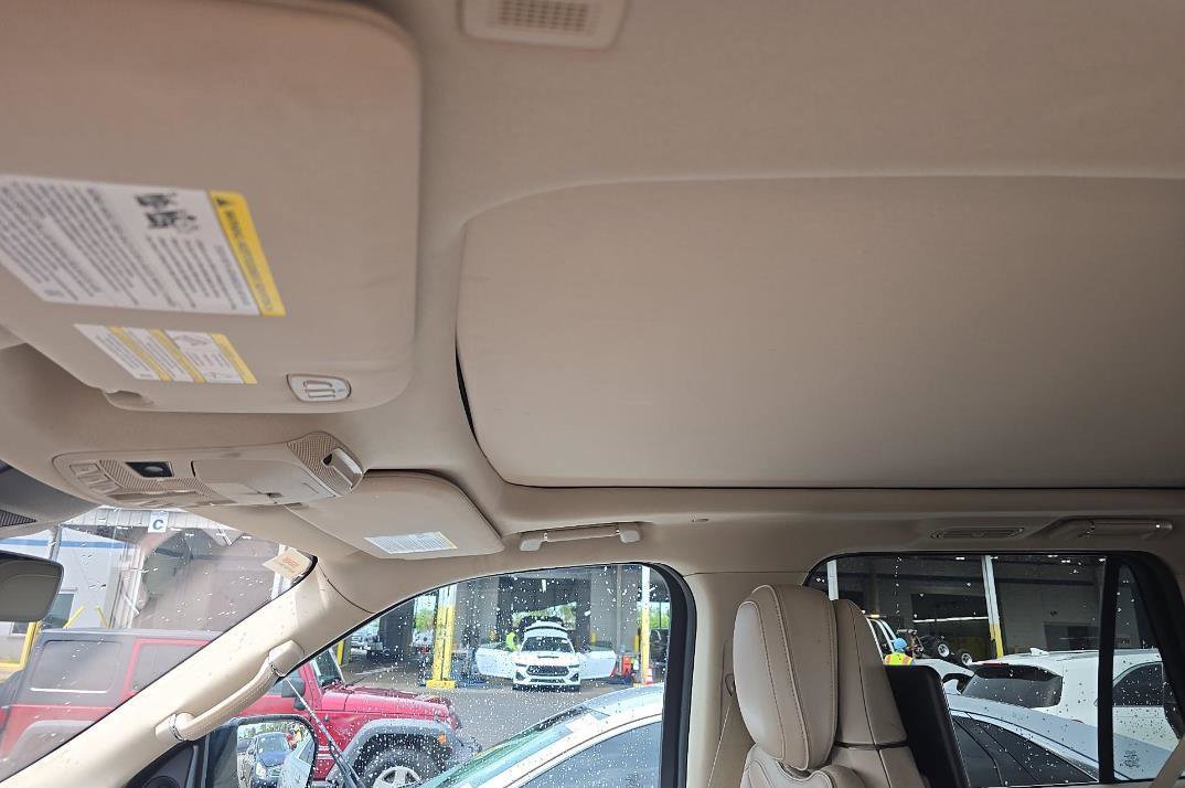 Used 2019 Lincoln Navigator L Reserve AWD/4WD image 5