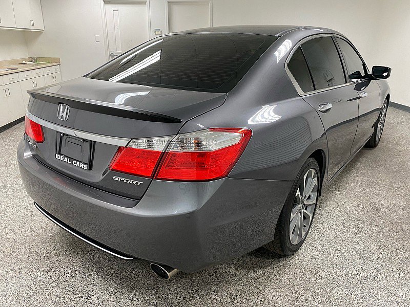 Used 2015 Honda Accord Sport image 5